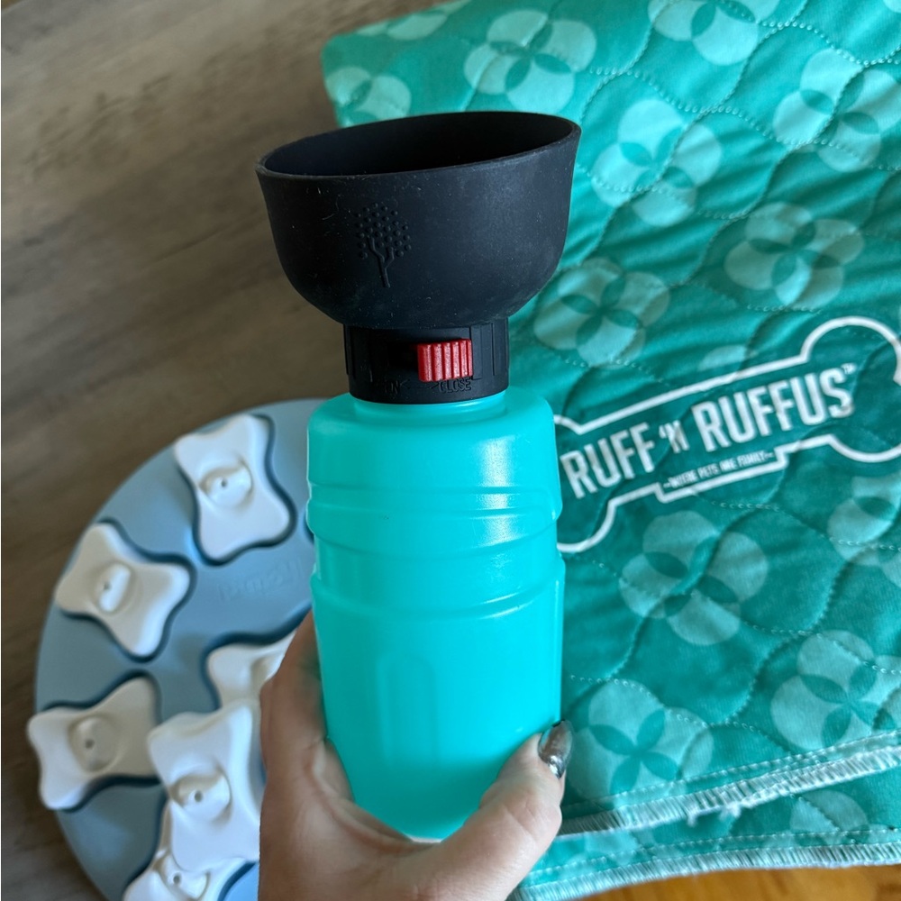 Interactive Dog Feeder bundle - Picture 3 of 3